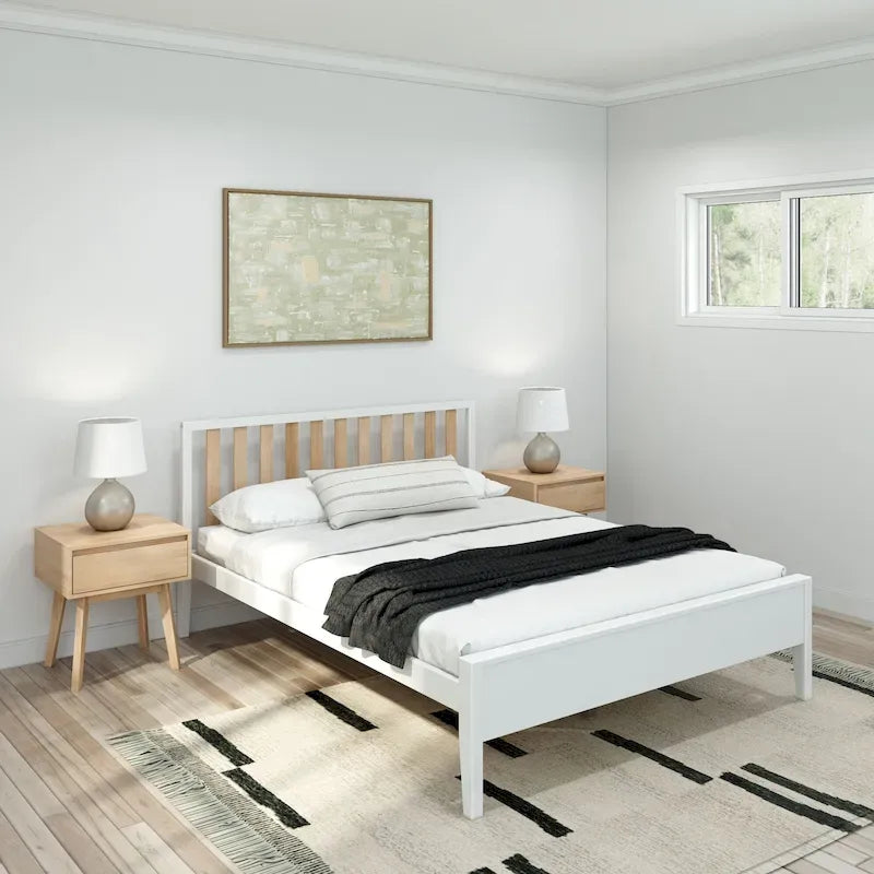Lit Queen-Size Moderne en Bois Massif avec Tête de Lit à Lattes
