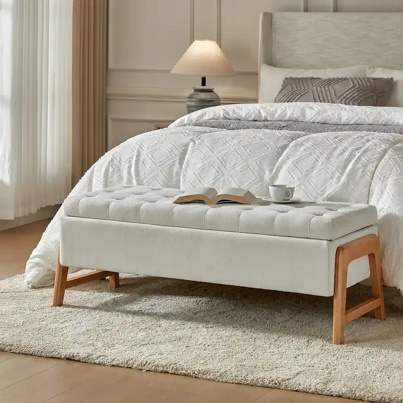 Banc de rangement rembourré Rita Mid-century Modern avec siège capitonné et pieds en bois massif par HULALA HOME