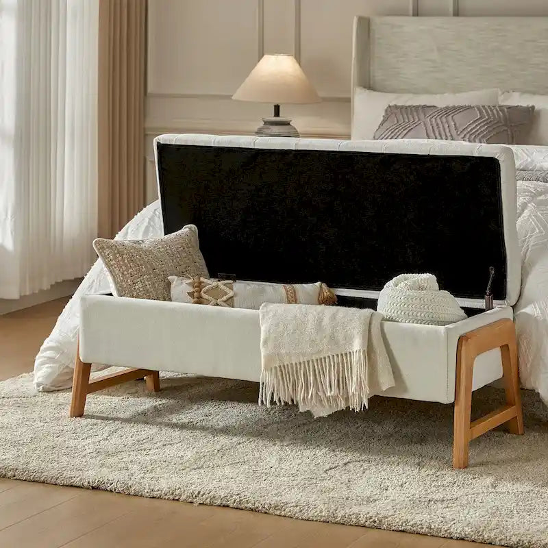 Banc de rangement rembourré Rita Mid-century Modern avec siège capitonné et pieds en bois massif par HULALA HOME