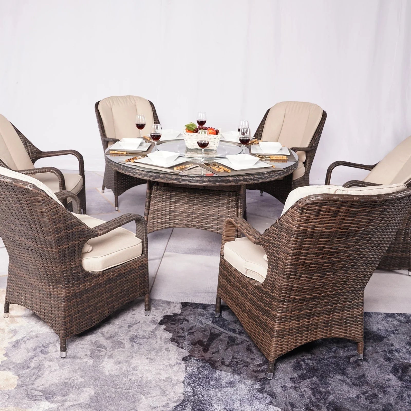 Ensemble de salle à manger rond 7 pièces en rotin tressé d'extérieur avec coussins par Moda Furnishings